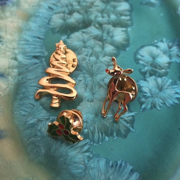 Jewelry - Bundle of Gold Colored Christmas Pins : Holly, Reindeer & Tree